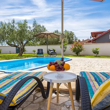 Villa Sunny Olive *