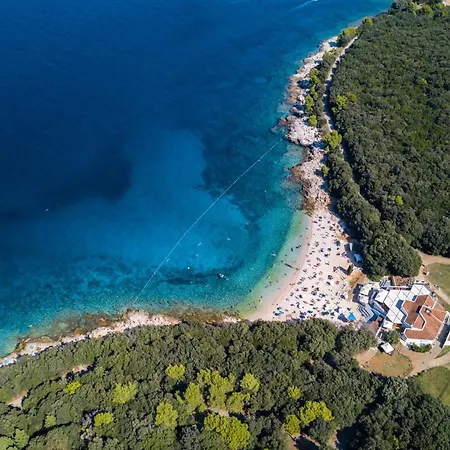 Villa Sunny Olive Peroj