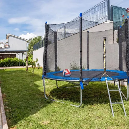 Sunny Olive Villa Peroj